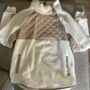 Abercrombie & Fitch Quilted Sherpa Pullover